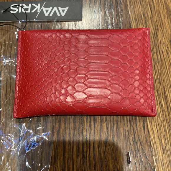 Ava & Kris Meg Ruby Red Faux Snake Skin Mini Purse - Picture 4 of 4